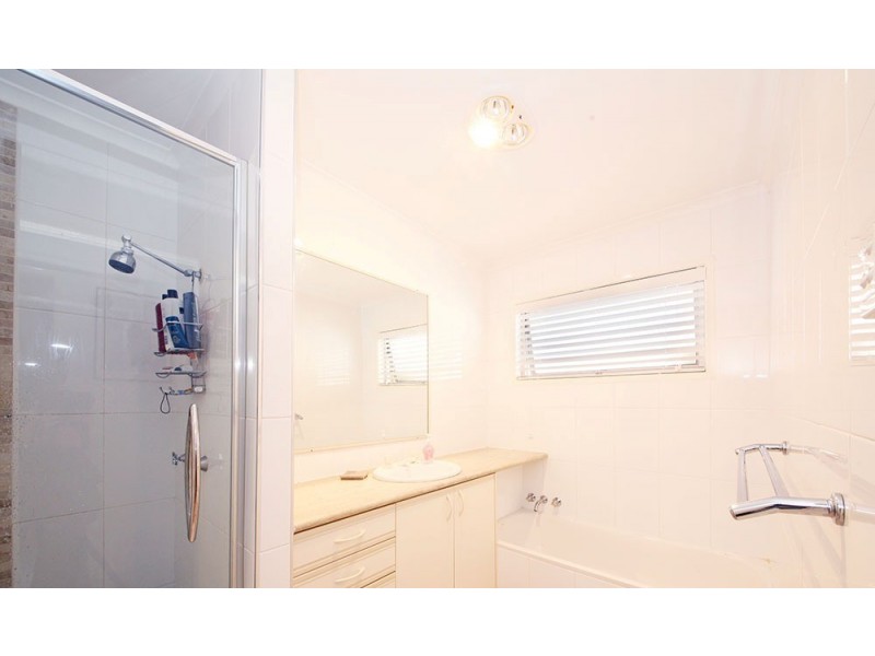 26 Pinewood Street, Redcliffe QLD 4020