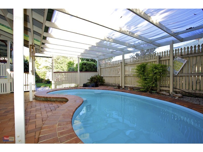10 Lynanda Court, Rothwell QLD 4022