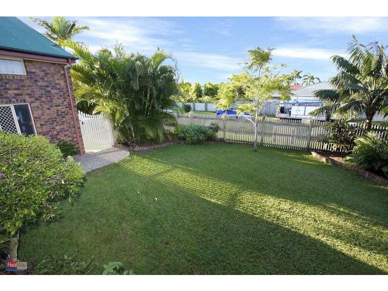 10 Lynanda Court, Rothwell QLD 4022