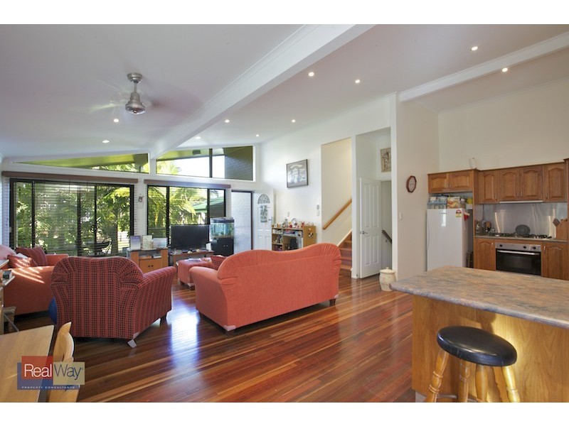 28 Shea Street, Scarborough QLD 4020