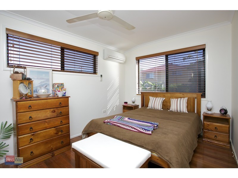 28 Shea Street, Scarborough QLD 4020