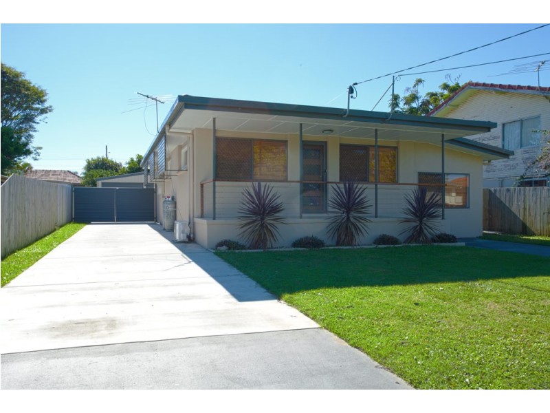 17 Kabura Street, Clontarf QLD 4019