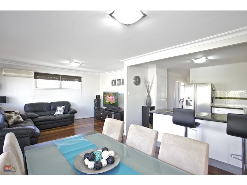 17 Kabura Street, Clontarf QLD 4019