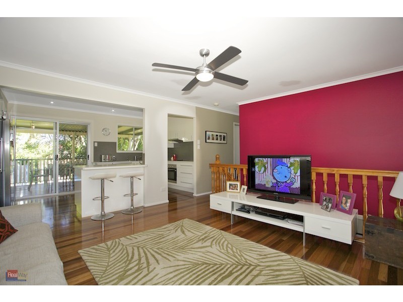 27 Porter Street, Redcliffe QLD 4020