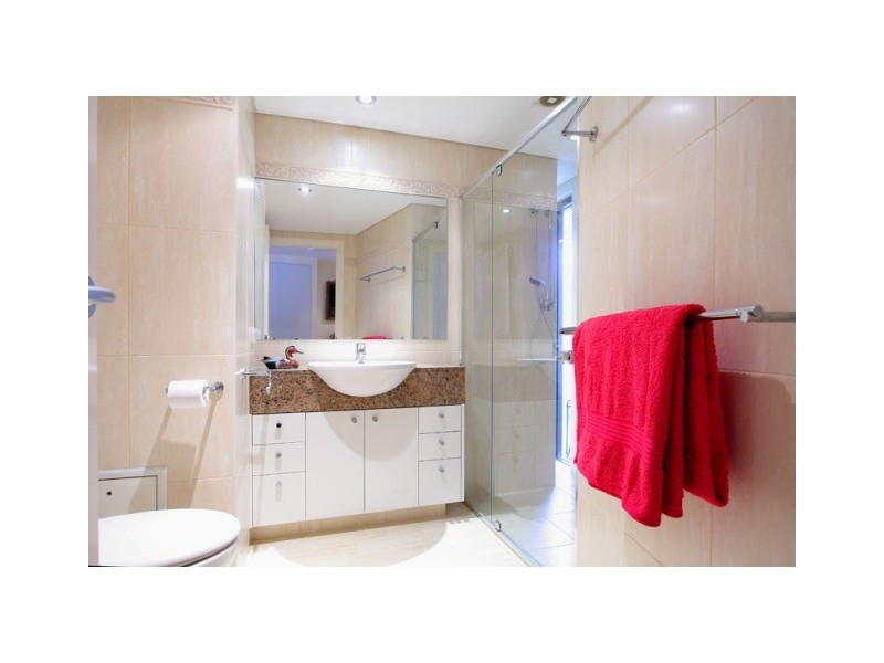 11/36 Prince Edward Parade, Redcliffe QLD 4020