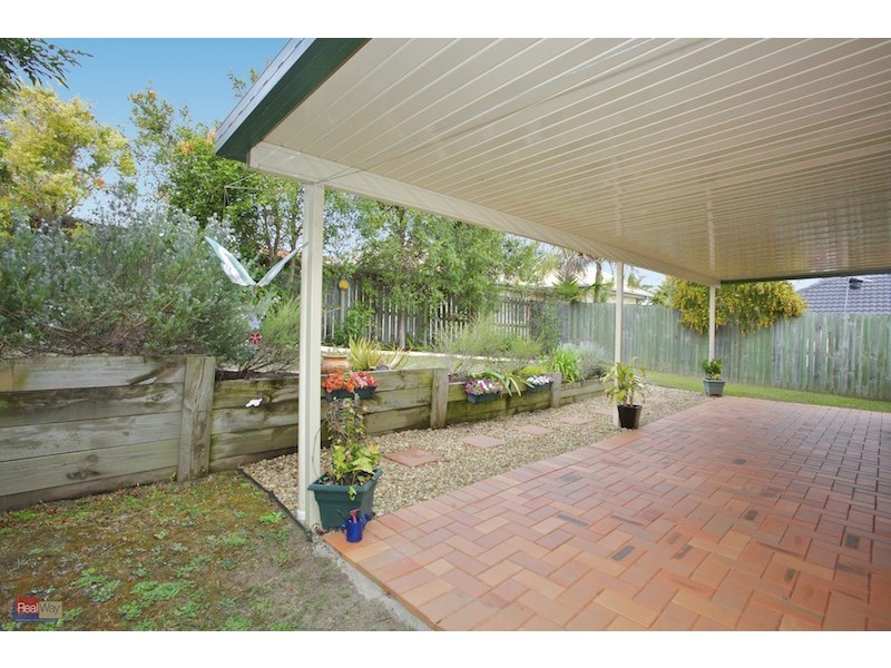 6 Spinny Court, Margate QLD 4019