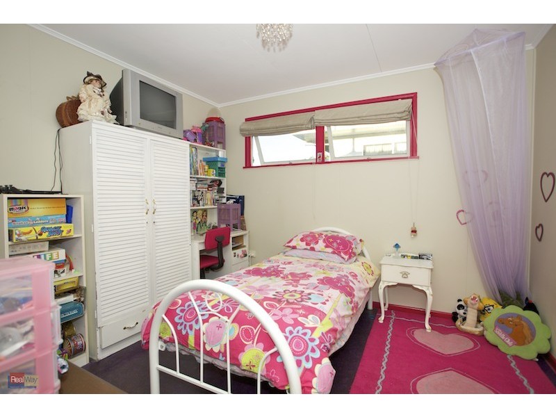 39 Windsor Street, Margate QLD 4019