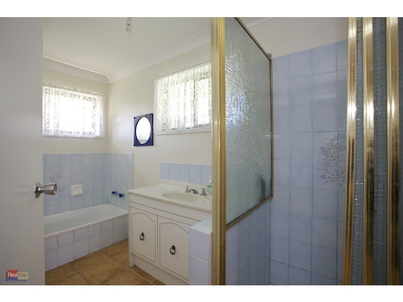 13 Paradise Court, Clontarf QLD 4019