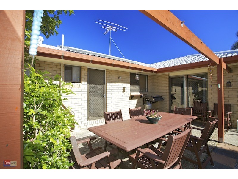 13 Paradise Court, Clontarf QLD 4019