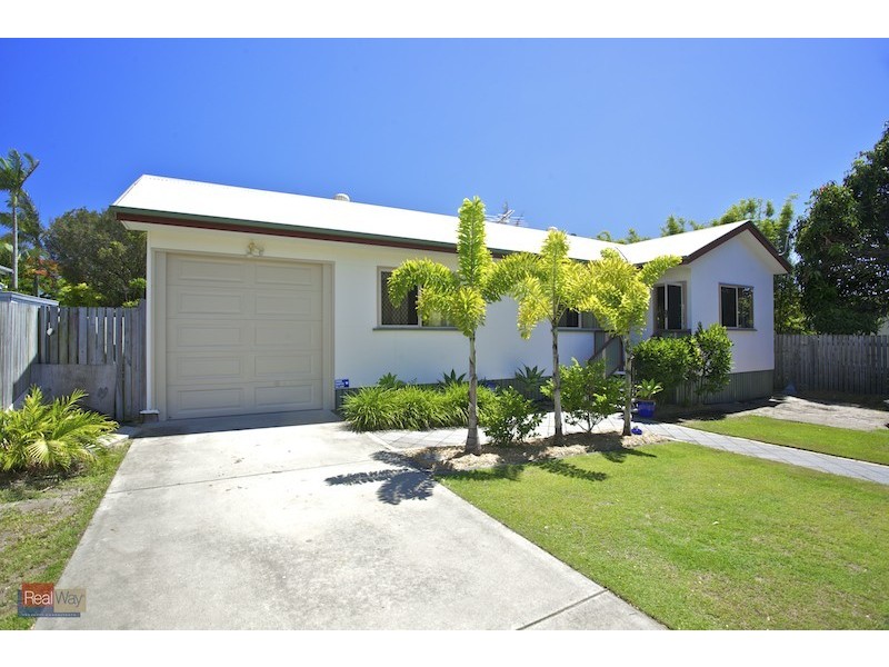 16 Redbank Road, Redcliffe QLD 4020