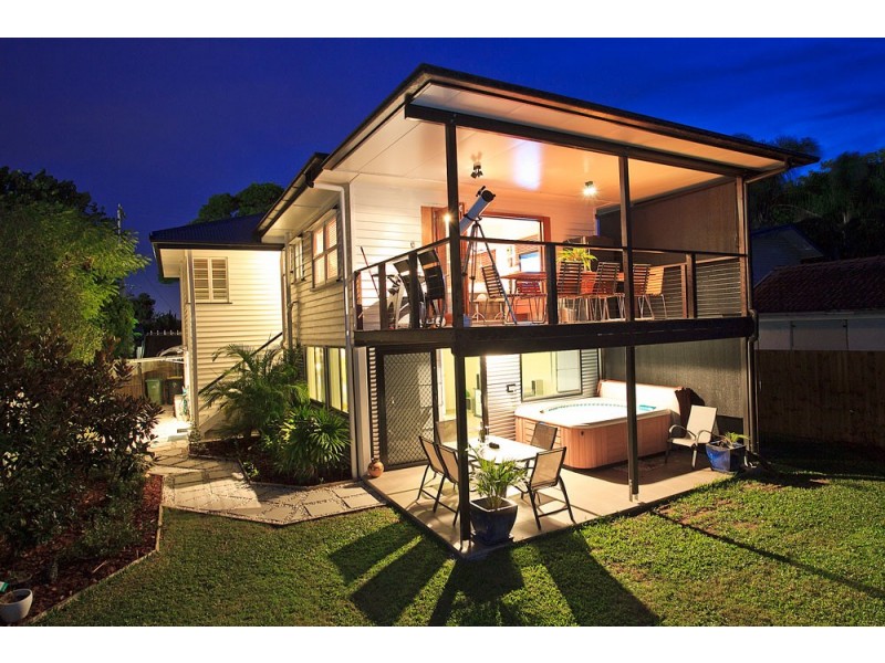 42 Gerald Avenue, Clontarf QLD 4019