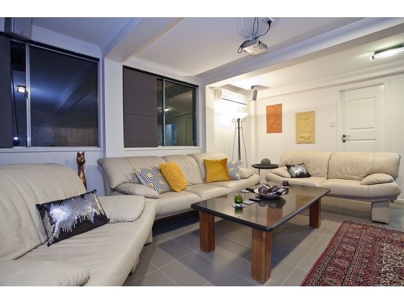 42 Gerald Avenue, Clontarf QLD 4019