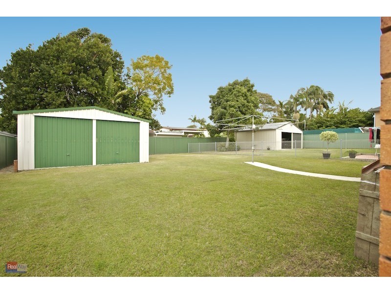 17 Centaur Street, Redcliffe QLD 4020