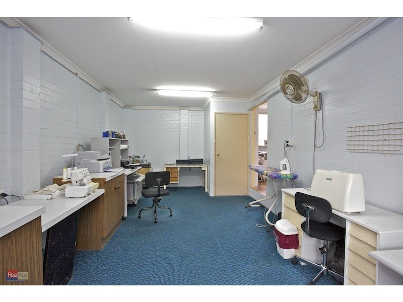 17 Centaur Street, Redcliffe QLD 4020