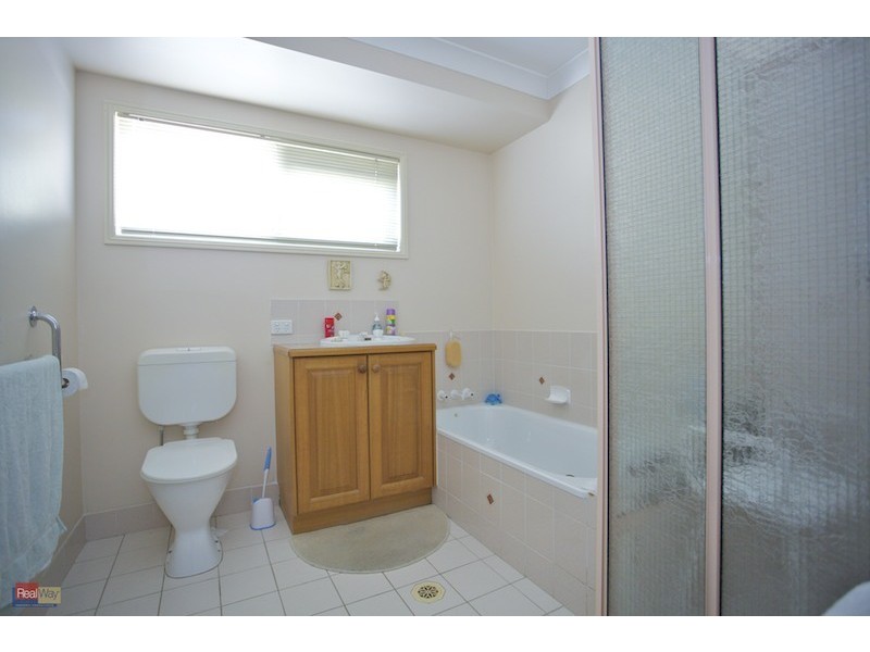 23 Melaleuca Crescent, Rothwell QLD 4022