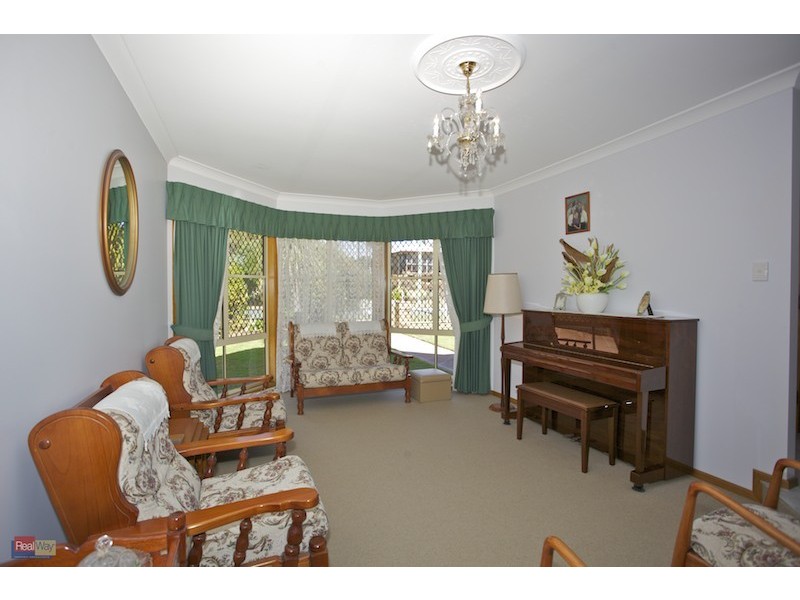 2 Murphy Street, Scarborough QLD 4020