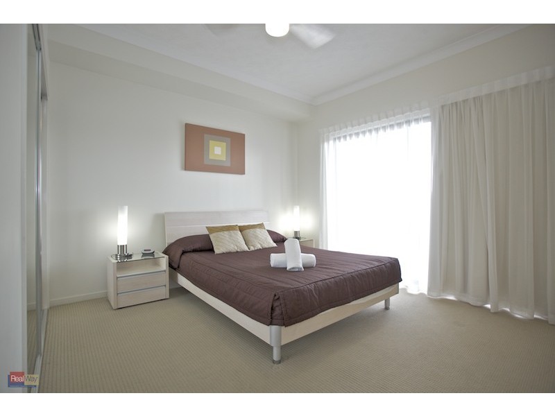 8/41 Anzac Avenue, Redcliffe QLD 4020