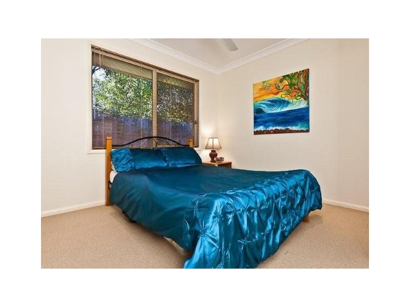 18 Roma Street, Scarborough QLD 4020