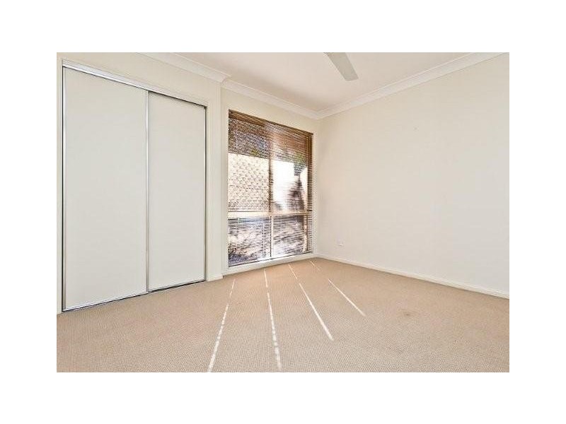 18 Roma Street, Scarborough QLD 4020