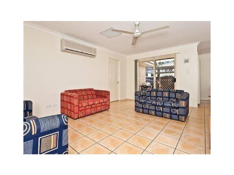 18 Roma Street, Scarborough QLD 4020