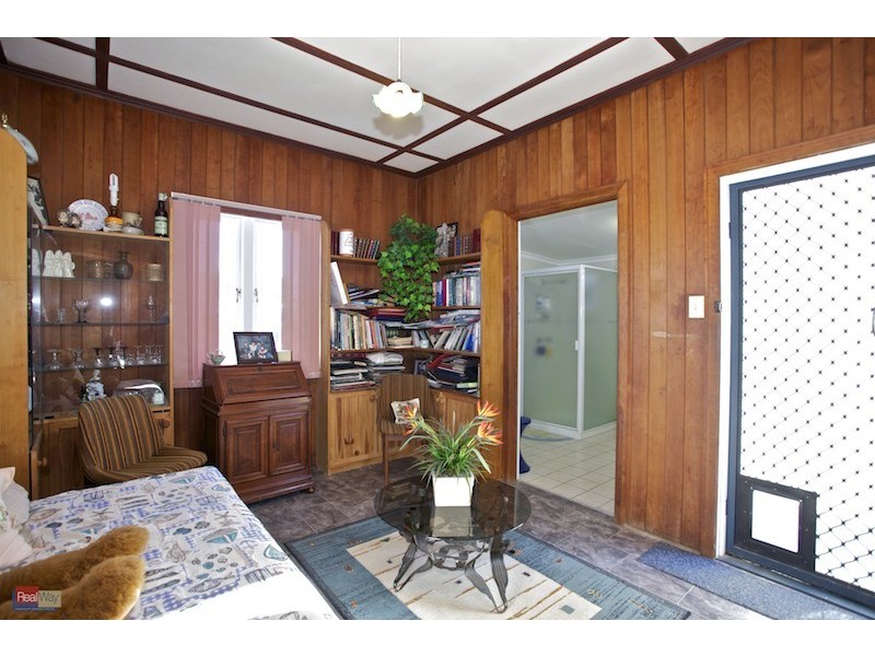 1 Disraeli Street, Margate QLD 4019