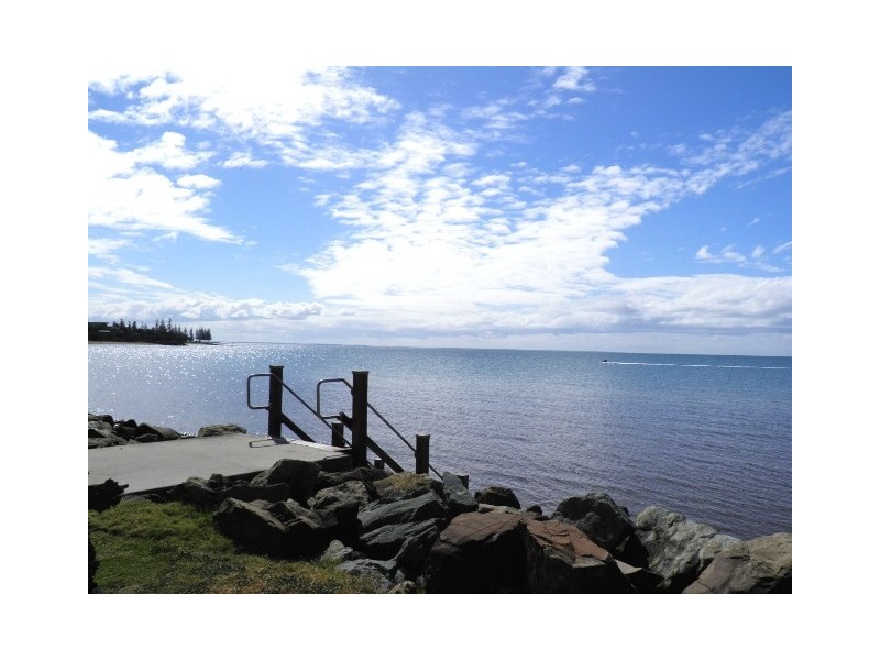 43a Flinders Parade, Scarborough QLD 4020