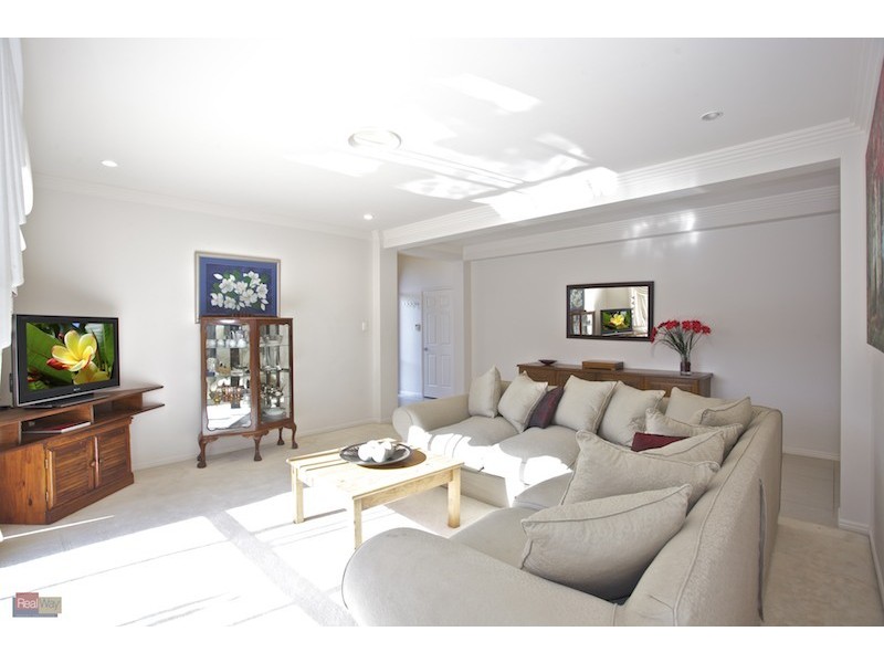 2 Standish Street, North Lakes QLD 4509