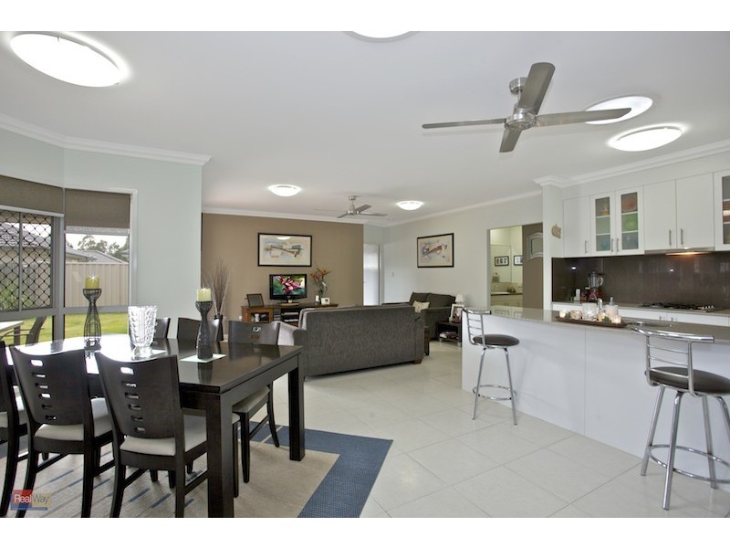 23 Lionheart Crescent, Newport QLD 4020