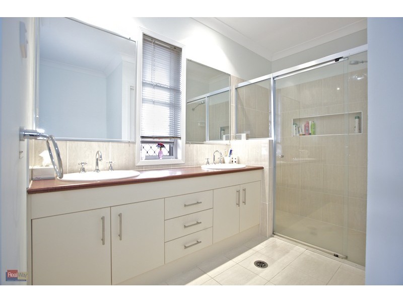 23 Lionheart Crescent, Newport QLD 4020