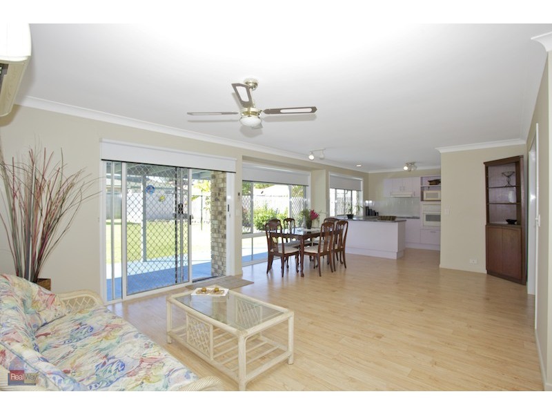 15 Magnolia Street, Margate QLD 4019