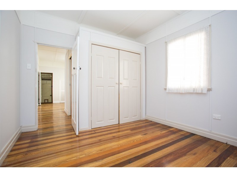 23 View Street, Woody Point QLD 4019