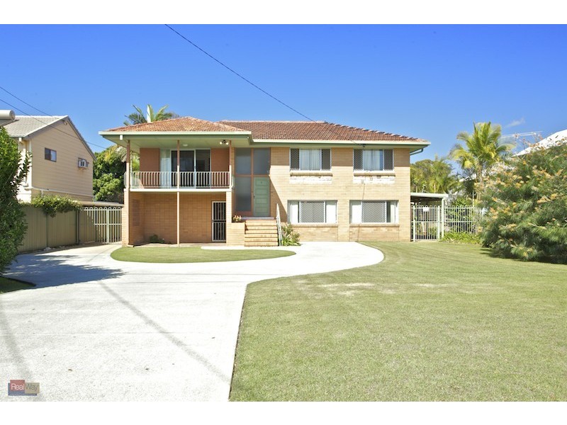 6 Clifford Street, Woody Point QLD 4019