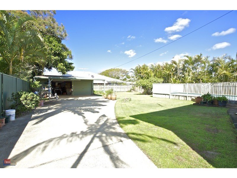 6 Clifford Street, Woody Point QLD 4019