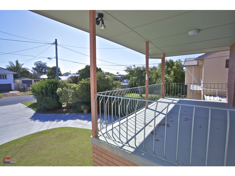 6 Clifford Street, Woody Point QLD 4019