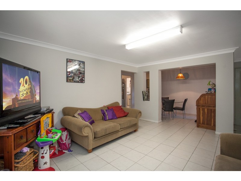 5 Sutherland Street, Redcliffe QLD 4020