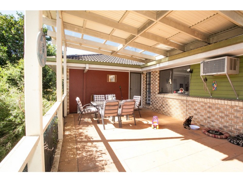 5 Sutherland Street, Redcliffe QLD 4020