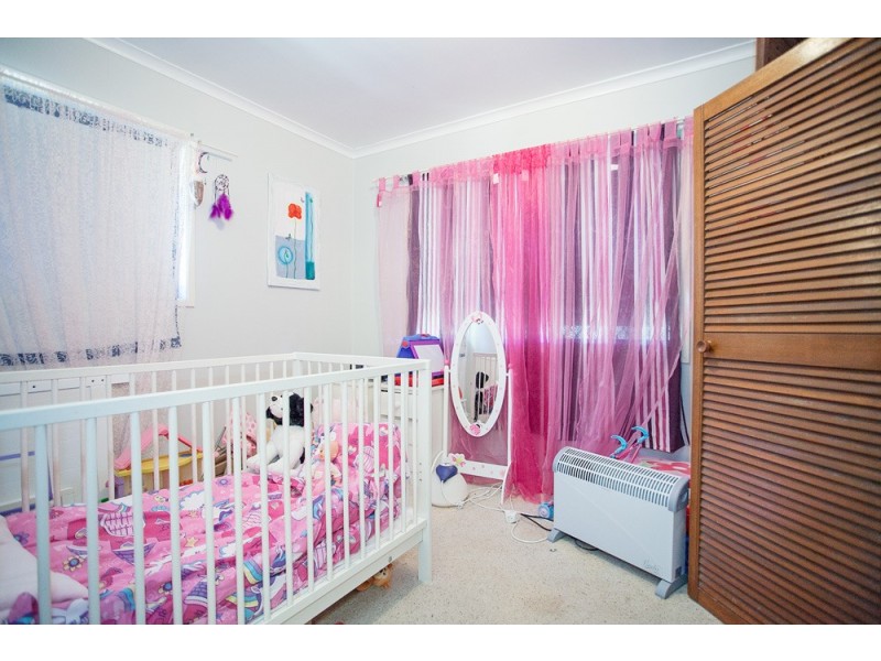 5 Sutherland Street, Redcliffe QLD 4020