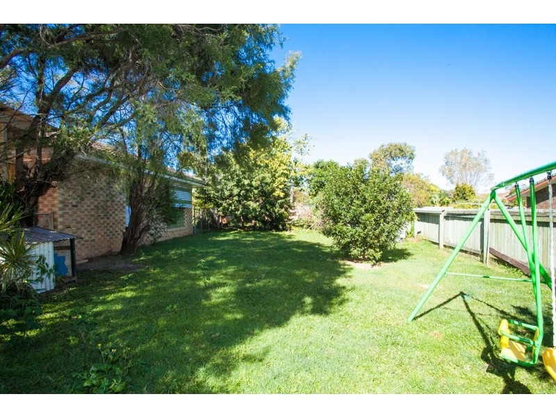 5 Sutherland Street, Redcliffe QLD 4020