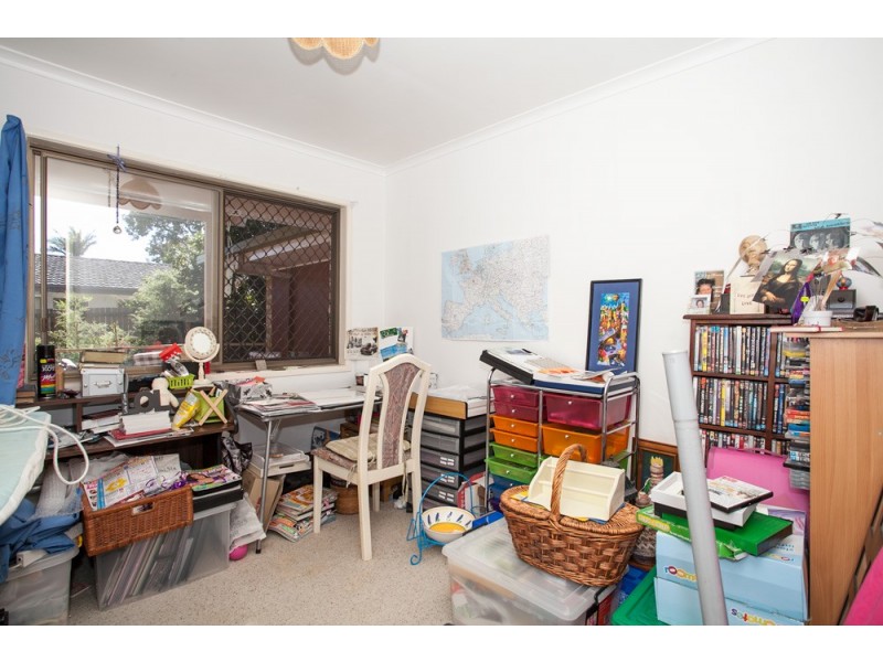 5 Sutherland Street, Redcliffe QLD 4020