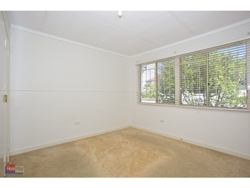 64 Steven Street, Redcliffe QLD 4020