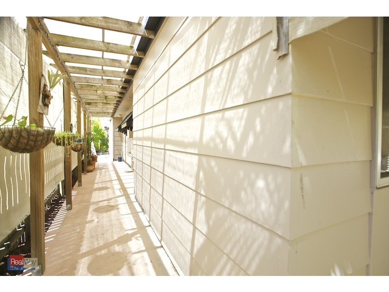 25 Sportsground Street, Redcliffe QLD 4020