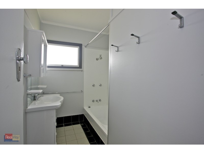 4 Heather Street, Clontarf QLD 4019