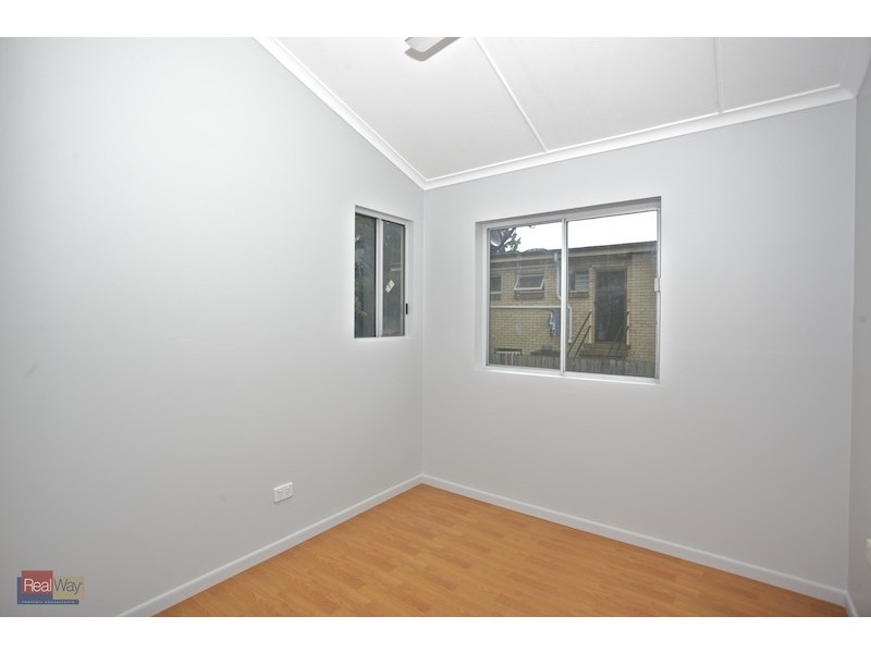 4 Heather Street, Clontarf QLD 4019