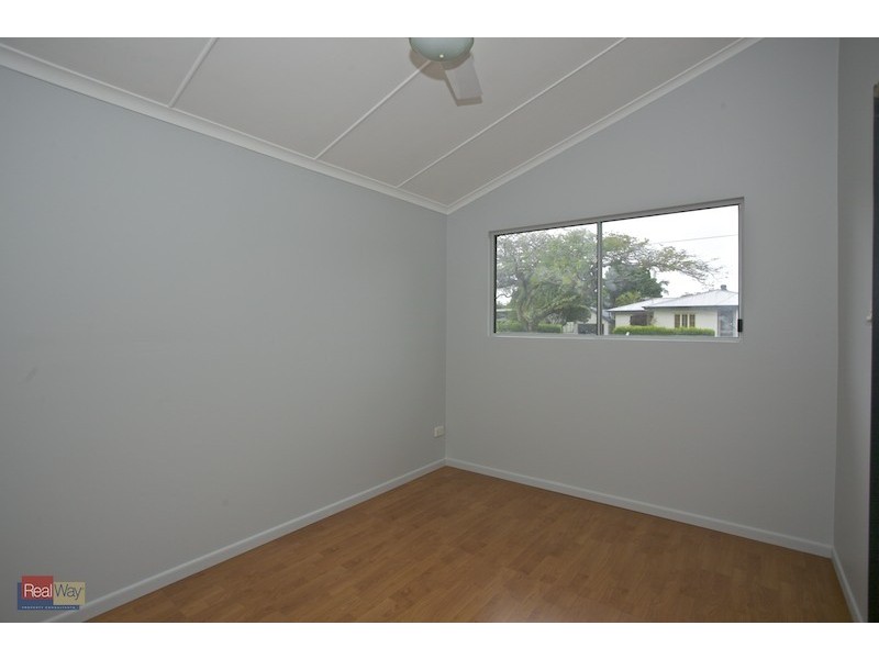 4 Heather Street, Clontarf QLD 4019