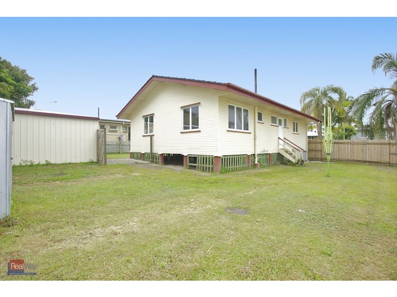 4 Heather Street, Clontarf QLD 4019