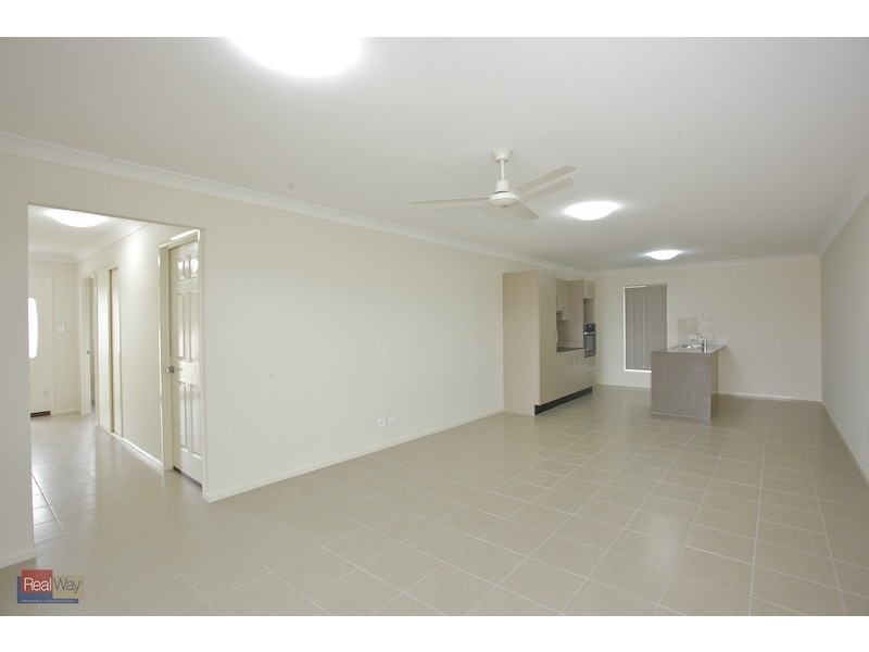 1/8 Tourmaline Circuit, Mango Hill QLD 4509