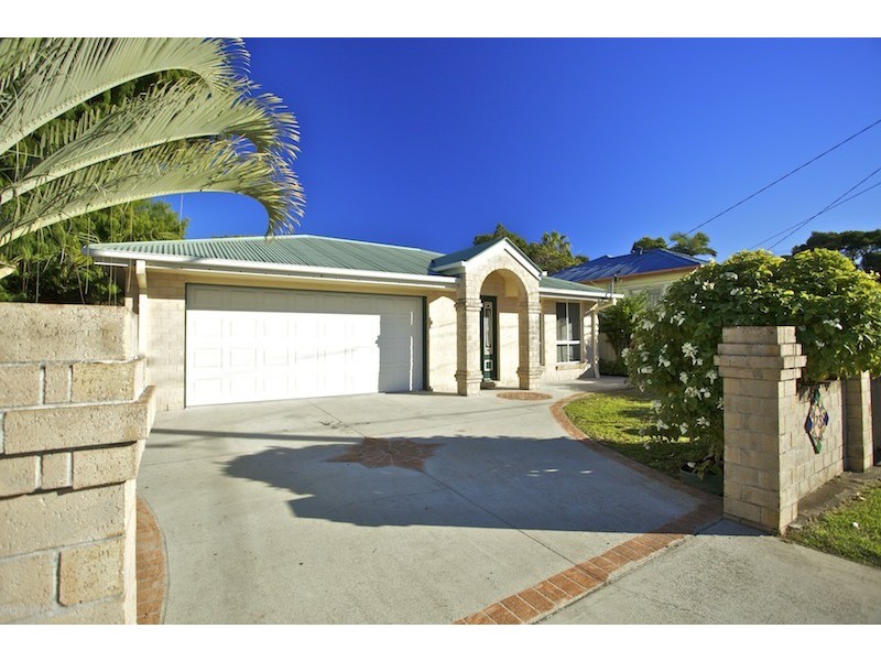 123 Maine Road, Clontarf QLD 4019
