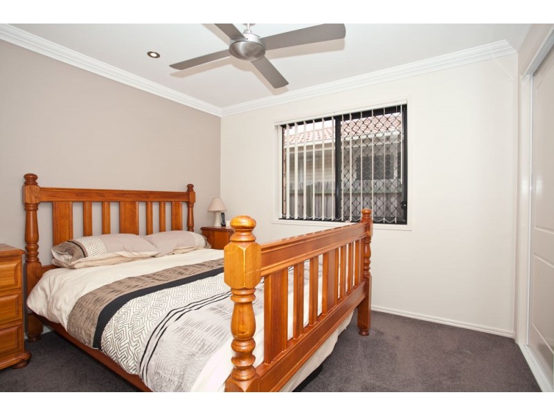 12 Gale Street, Redcliffe QLD 4020