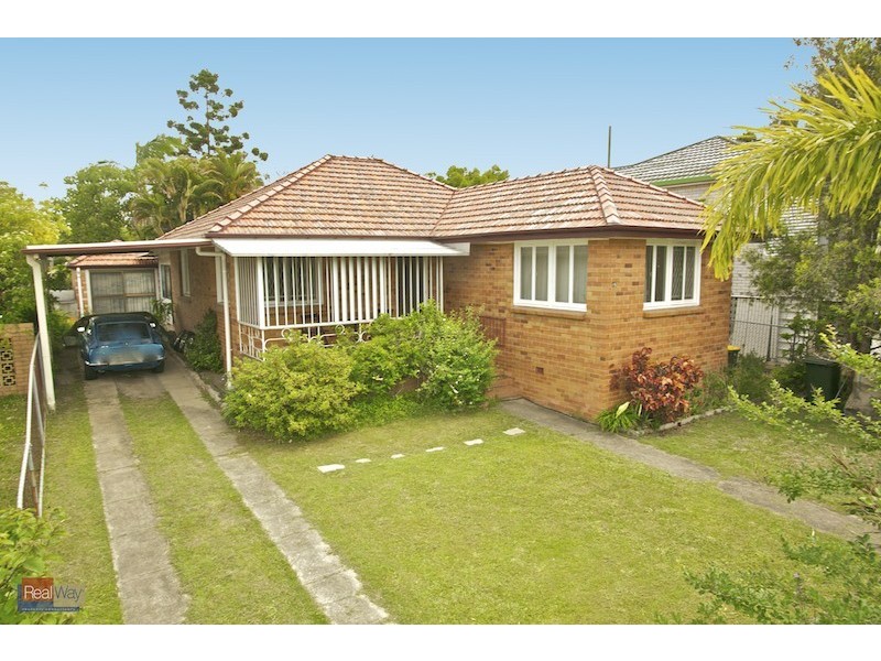 45 Thirteenth Avenue, Kedron QLD 4031