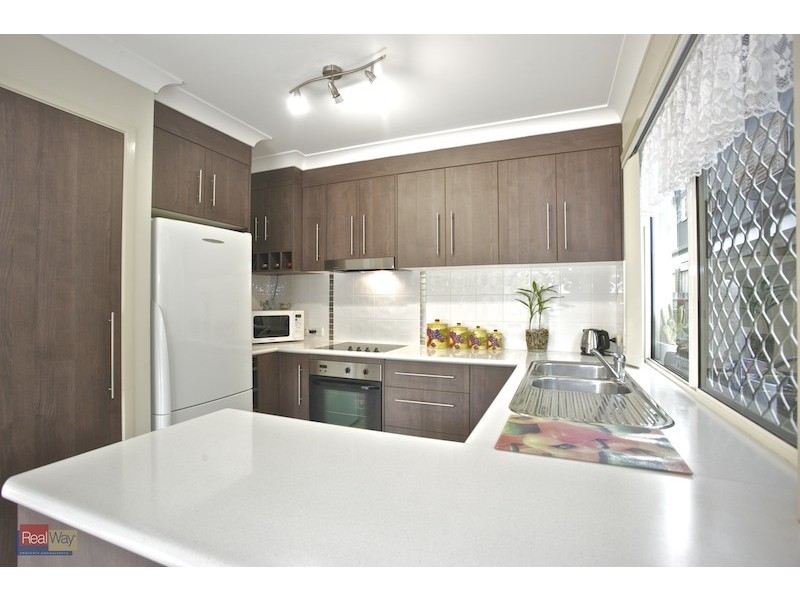 1/17  Shields Street, Redcliffe QLD 4020